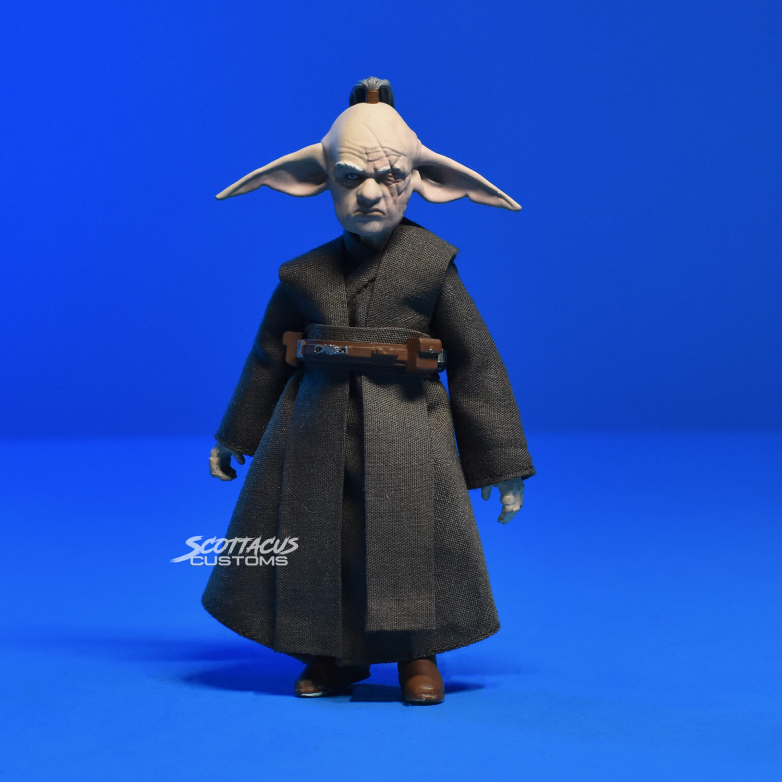 COMPATIBLE WITH: Star Wars Black Series PRODUCT SPECIFICATIONS:  1 Tunic with tabards and obi belt 1 Pair of pants 1 Jedi belt. *** Figure not included.
