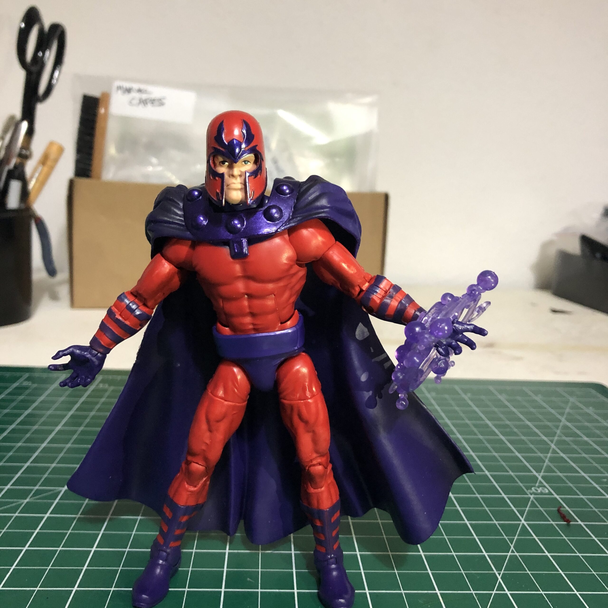 Marvel legends, family reunion 3 pack, magneto , scottacus customs 
