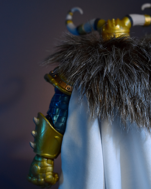 Scottacus Customs Marvel Legends Asgardian Odin All Father soft goods white comic cape wired