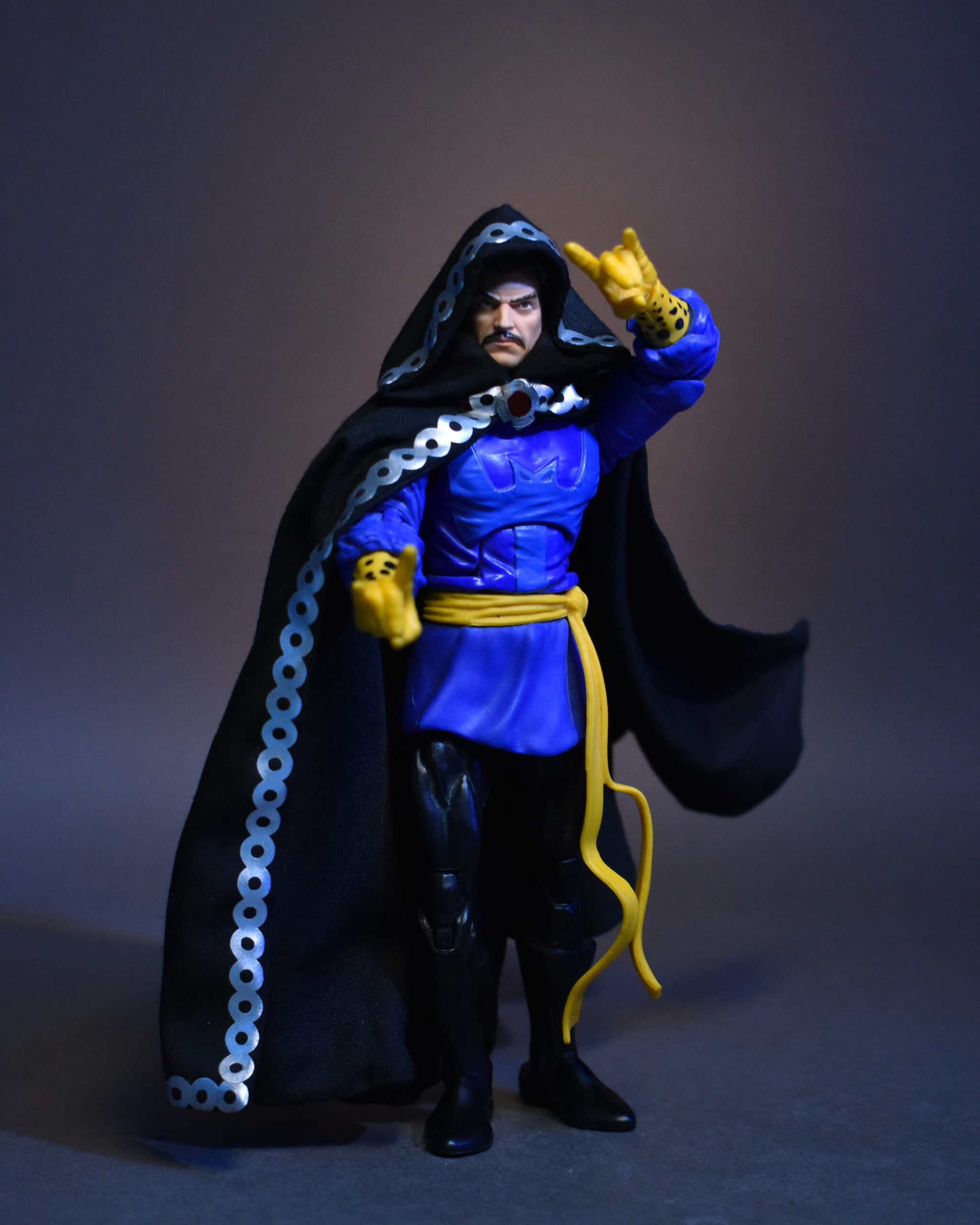 Scottacus Customs - Marvel Legends Dr Strange - Steven Strange - Doctor Strange and the Sorcerers Supreme comic - black strange cape - wired sfot good action figure cape